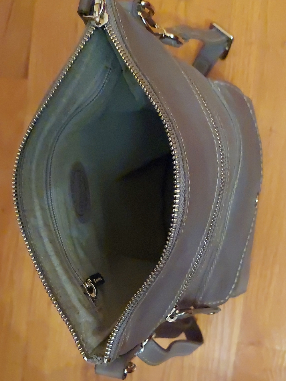 Bundle Roots Canada Crossbody Purses and Belt Bag - Picture 6 of 16